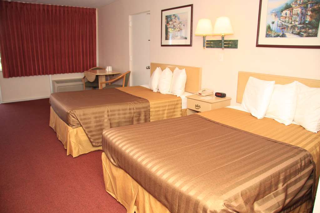 Magnuson Hotel Клеруотер-Бич Номер фото